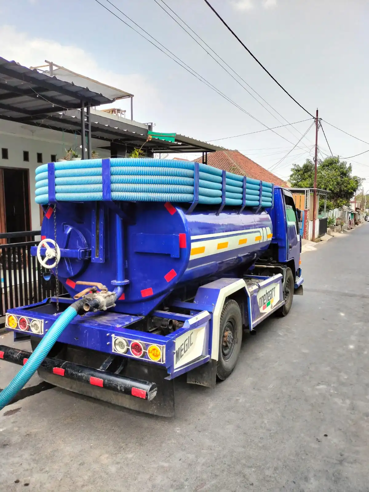 Armada Sedot Wc Sumber Rejeki